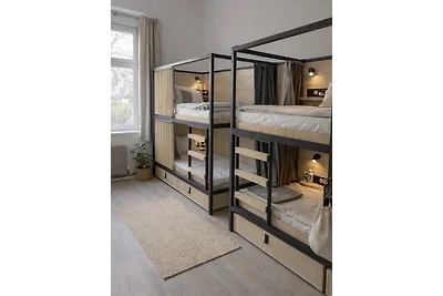 Privates Vierbettzimmer mit