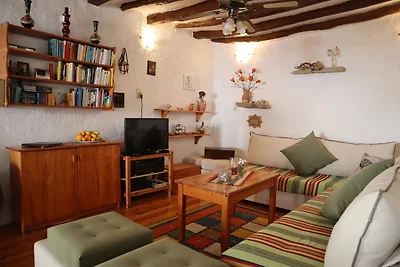 Ferienhaus "KATO RUGA" in Kerames