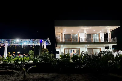 Buddy's Beach House Studio 2