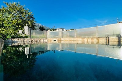 Ferienhaus mit eigenem Pool!