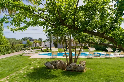 Apulian Shanti house