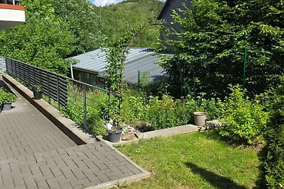 Modernes Wohnen mit Terrasse Und