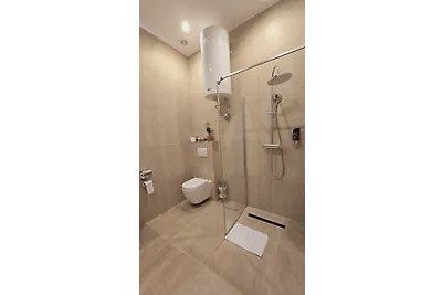 Elegance Lux Living 206