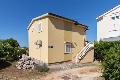 Appartamento Vacanza con famiglia Privlaka