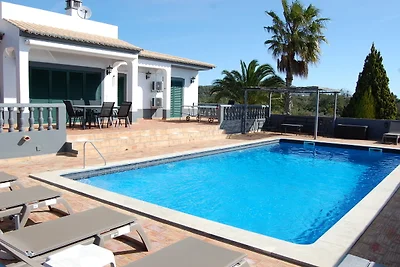 Charmante Villa mit 4 Schlafzimmer