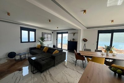 Penthouse/ Apartment mit Meerblick