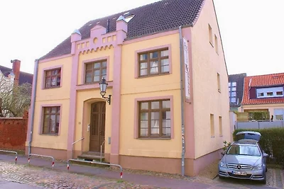 Bütow WE3 mit Parkplatz - ABC7