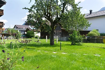 Adlerhaus, Gartenwohnung -410-