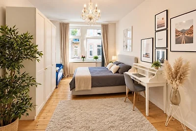 Velmora Boutique Suites: Cozy