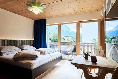 Home 3