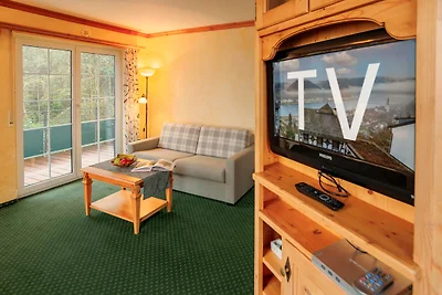 Maria Ruh Apartment No2