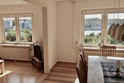 Ostseenahes Traumhaus am Kiel-Kanal