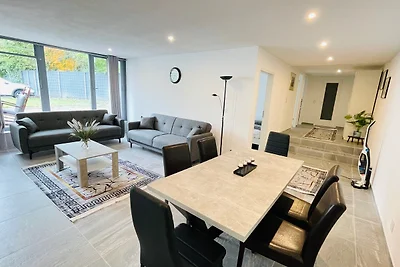Kami Haus