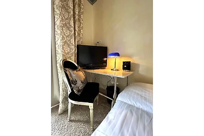 Apartment Gold und Silber