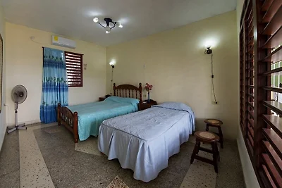 Hostal Odalys y Javier Appartement