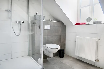 Seen-Apartment im Herrenhaus