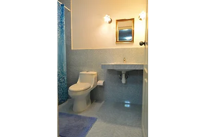 Hostal Henry El Delfin Appartement