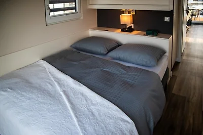Casa su barca Vacanza single Görlitz