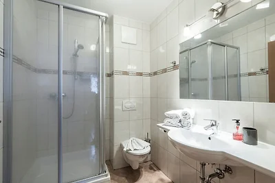Drei-Schlafzimmer-Wohnung Plus