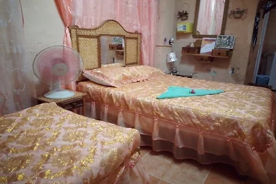 Hostal Marta Martinez Lugones