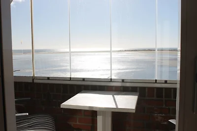 Kapitänsblick 15/18