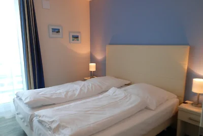 Apartment 32, Apartmenthaus