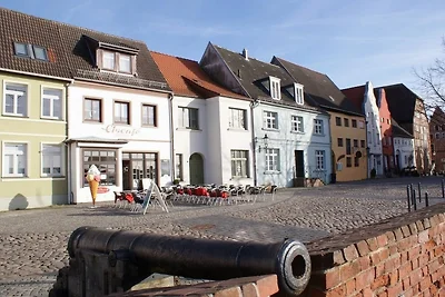 Bütow WE5 mit Parkplatz - ABC11