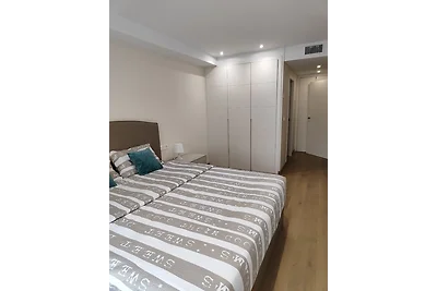 Schöne Wohnung mit Pool, 50m zum