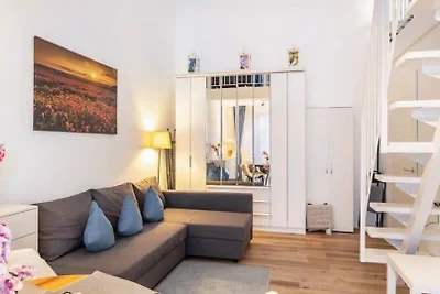 Nahe Airport Berlin Maisonette