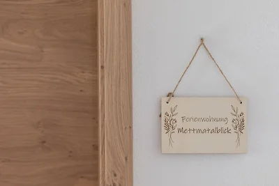 Ferienwohnung "Mettmatalblick" mit