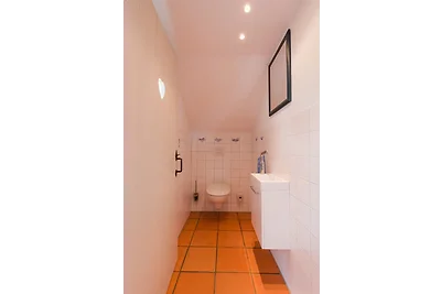 Uns Burnhuus / "Achterhuus"