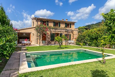 Beautiful Mallorcan Villa with pool