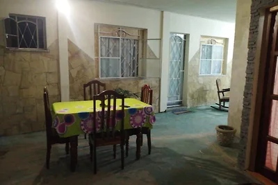 Hostal Henry El Delfin Appartement