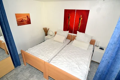 Strandhuus, Steinwarder 33, EG