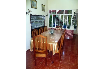 Sr. Roger y Sra. Otilia Appartement