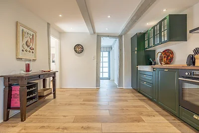 Weisse Reetdachkate Wohnung 1