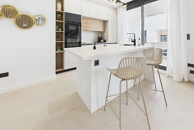 Luxury Apt | Access to Europe’s