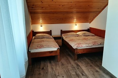 11 féröhelyes apartman