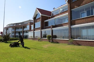 Kapitänsblick 15/18