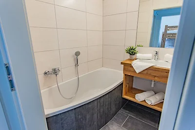 Happy Aich 4 by Alpenidyll