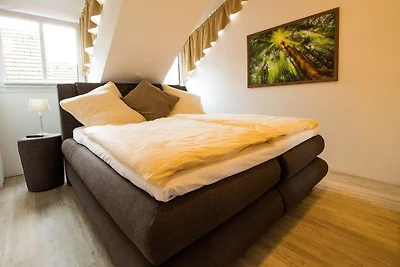 Frau Clara Haus - Ecke 3