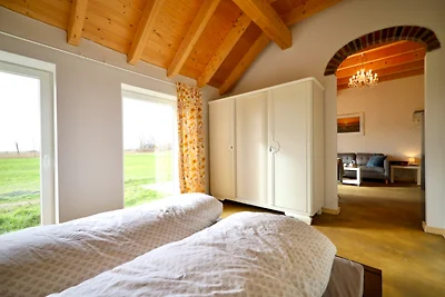 Sömmerland, Exklusive