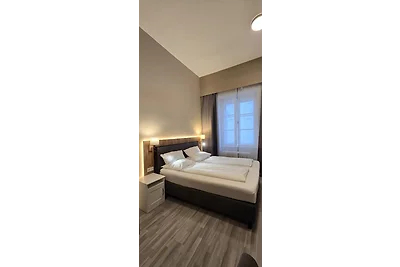 Elegance Lux Living 207