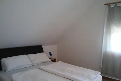 Ferienwohnung mit Pool, WLAN direkt