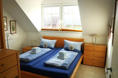 An Bord im Strandtuun