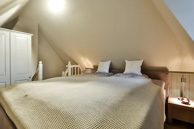 Kuschelnest unter Reet mit Pool und