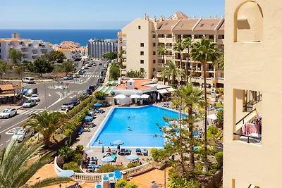 Sonnige Ferienwohnung mit Meersicht