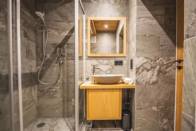 Alpine Essence Luxury Apartment in