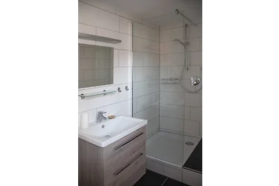 Apartment 07