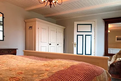 Midlum- Finnegan, EG